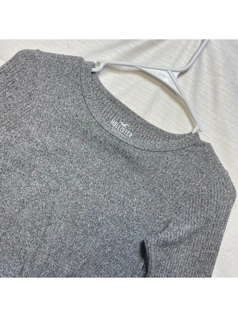 Hollister Women's Gray Ribbed Knit Long Sleeve Cropped Sweater XS